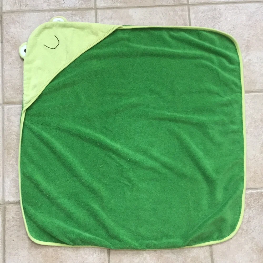 Carter's Frog Hooded Bath Towel and Washcloths